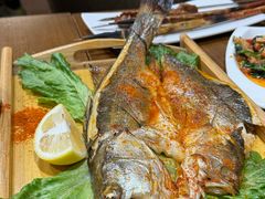 -盾亚新疆餐厅(松江万达广场店)