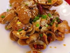-捌贰虾蟹·江湖菜馆(江汉路店)