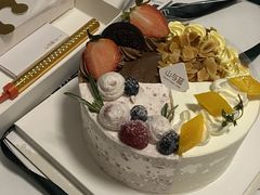 -山与蓝·轻糖鲜果蛋糕(勒泰店)