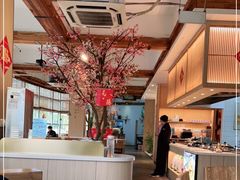 -蜜桃餐厅·伴山(湖滨商业街店)