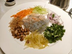 虾生鱼生拼盘-潮人姐妹轩(海宁路店)