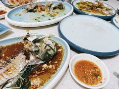 -锦里海景海鲜餐厅.三亚老字号(亚龙湾中心广场店)