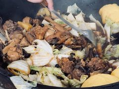 -粘豆包柴火铁锅炖