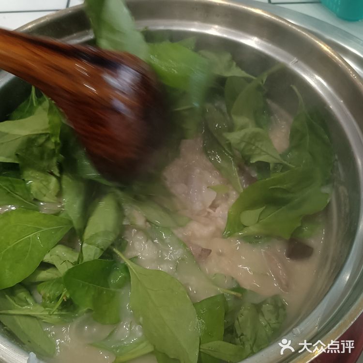 猪杂粥太丝滑，简直是我出差广州的源动力！[调皮][胜利]