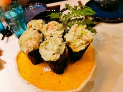 三文鱼牛油果手卷-荟廷·晶萃(陆家嘴尚悦湾店)