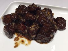 越式牛仔粒-新吉士·上海菜(浦东LCM置汇旭辉店)