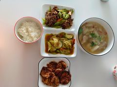 -懒熊月嫂中心(金鸡湖店)