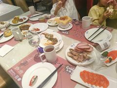 -四海一家自助餐(益田假日广场店)