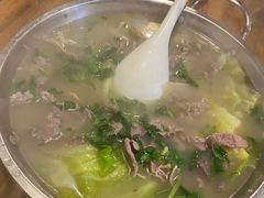 -杨三孃跷脚牛肉(西外棕榈岛店)