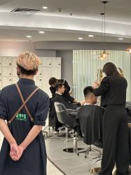 -八佰伴8008星级形象店
