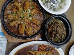 -临街徽菜馆·正宗黄山味