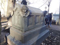-亚历山大·涅夫斯基修道院