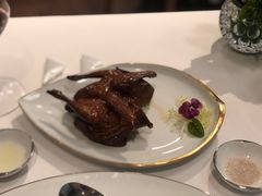 乳鸽-伯衡55·吉品轩(乌鲁木齐南路店)