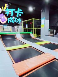 -蹦贝运动中心·蹦床·攀岩·闯关(龙岗店)