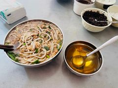 -正宗杨记普洱酸醋米线(总店)