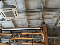 面包甜点陈列柜-泓0871臻选云南菜·味庄