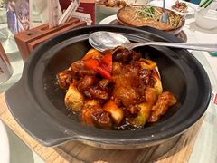 京葱焖牛筋腩-侨美·唐荔园·40年地道粤菜