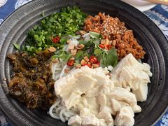 豆花米线-滇道云南特色料理(康定路店)