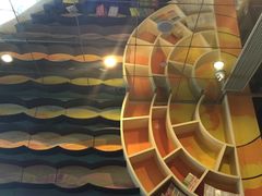 -钟书阁(松江泰晤士小镇店)