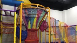 -蹦贝运动中心·蹦床·攀岩·闯关(龙岗店)