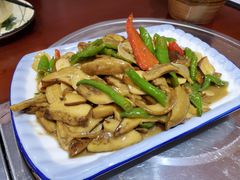 -菌之家·专业纯野生菌火锅·特色炒菌