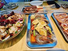 -喝丢一只鞋海鲜烧烤(市场店)