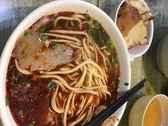 -陈记牛肉面