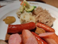 -LENBACH兰巴赫西餐啤酒坊(水璟唐店)