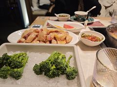 -尚尚仙·酸汤猪手·猪肚鸡火锅(华联万柳购物中心店)