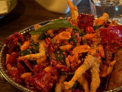 sisters秘制麻辣鸭舌-SISTERS BAR RESTAURANT川意酒馆(嘉善老市H楼店)