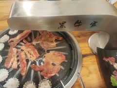 -韩呈黑牛家烤肉(太原街万达店)
