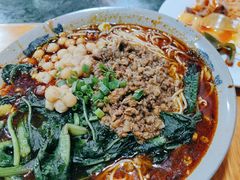 -丁丁猫重庆小面(徐州路店)