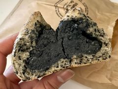 黑芝麻炸弹-熊叔熊婶面包房(团结湖店)