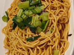 -小河公主秘制烤羊腿(小绿谷店)