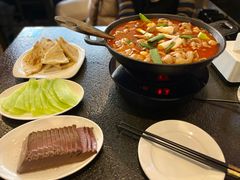 -湘肠香火锅店(团结湖店)