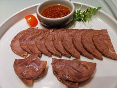老汤酱牛肉-八珍饺子·烤鸭·家常菜