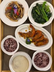-臻康乃馨月子中心(集美店)