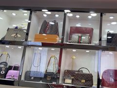 -恒一珠宝·回收黄金钻石奢侈品(灵岩南路店)