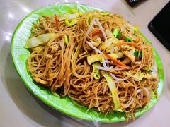 -蚝哥花姐湛江烤生蚝(美丽湾市场店)
