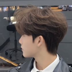 -尤司男士国潮理发馆