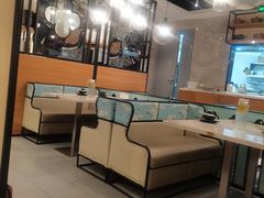 大堂-潮粥人(威高店)