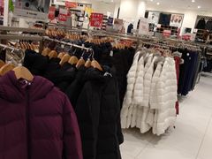 -优衣库(泉州中骏世界城店)