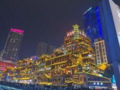-闲隅江景艺术酒店(解放碑洪崖洞总店)
