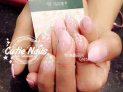 796772249-悦指间美甲美睫