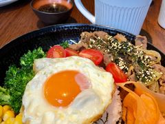 牛肉卷拌饭-FUNFUN有饭花园聚会餐厅