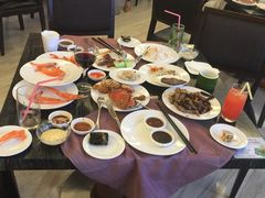 -东方红海鲜百汇(国际大厦店)