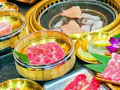 -何发发和牛烧肉·鳗鱼榴莲放题自助(乐峰广场店)