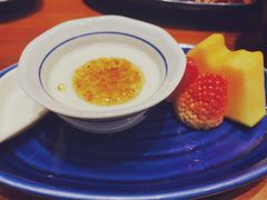 桂花蜂蜜牛奶草莓-君悦酒店·1881·北京烤鸭