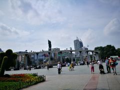 -人民防洪胜利纪念塔