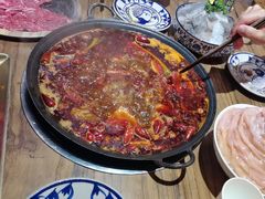 -旧街市鲜货老火锅(大光路店)